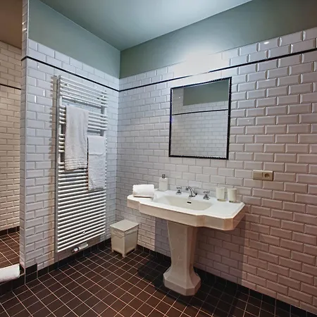 Guest house B&B La Casa Bxl 3*
